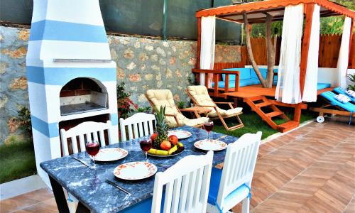 Villa Rayna — 18