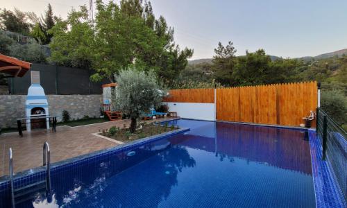 Villa Rayna — 37