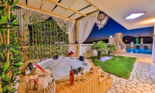 Villa Red Palm — 36