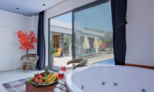Villa Renk — 33