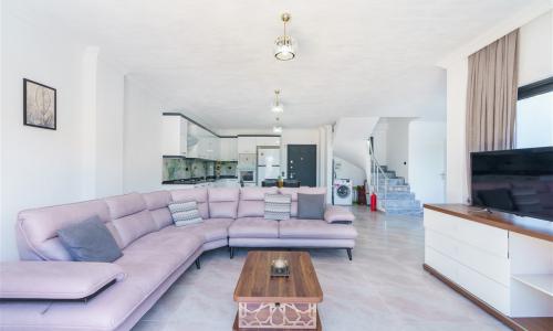 Villa Rojin — 32