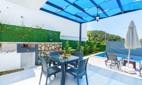 Villa Rojin — 4