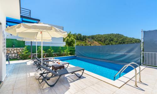 Villa Rojin — 8