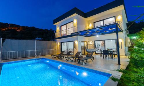 Villa Rojin — 16