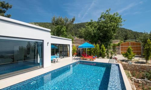 Villa Romeo — 6