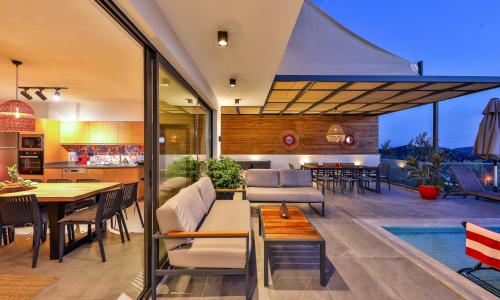 Villa Rosso — 55