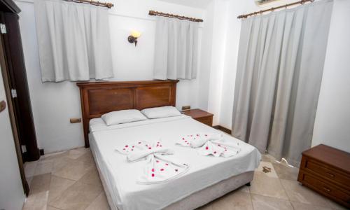 Villa Rota 3 — 19