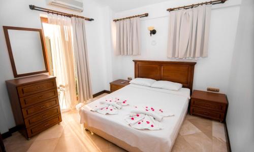 Villa Rota 3 — 17