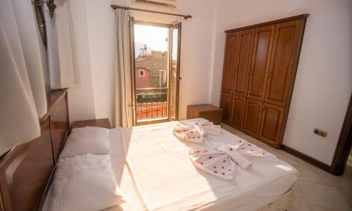 Villa Rota 3 — 24