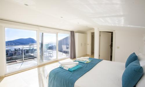 Villa Royal 1 — 18