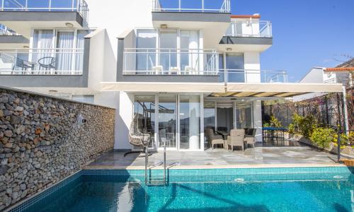Villa Royal 1 — 3