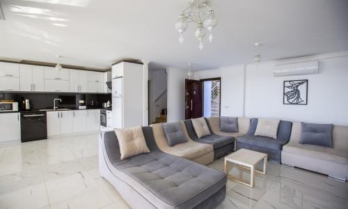 Villa Royal 1 — 25