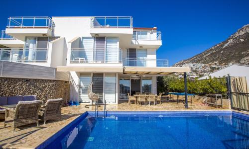 Villa Royal 2