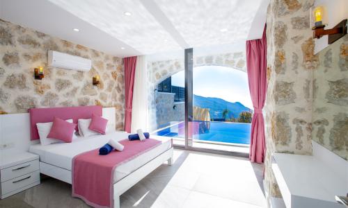 Villa Royal 3 — 14