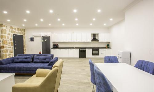 Villa Royal 3 — 9