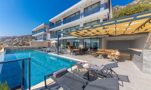 Villa Royal Falcon — 2