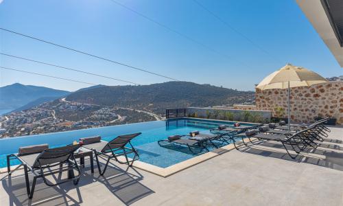 Villa Royal Falcon — 14