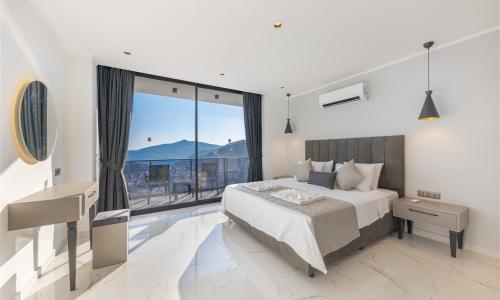 Villa Royal Falcon — 54