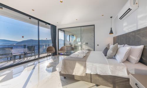 Villa Royal Falcon — 57