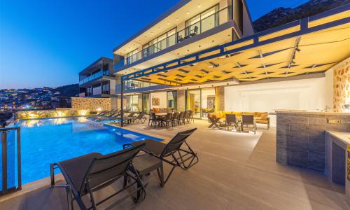 Villa Royal Falcon — 83