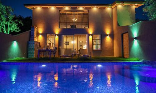 Villa Royal Little