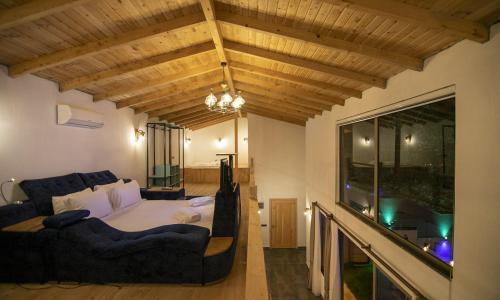 Villa Royal Little — 23
