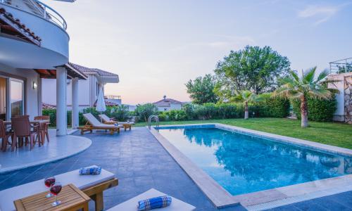 Villa Royal Ovacık 11 — 17
