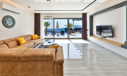 Villa Royal Romeo — 4