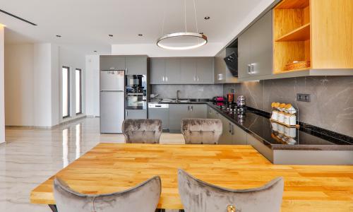 Villa Royal Romeo — 7