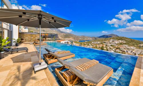 Villa Royal Life — 11