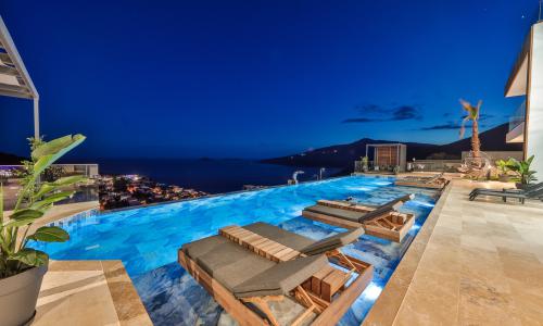 Villa Royal Life — 32