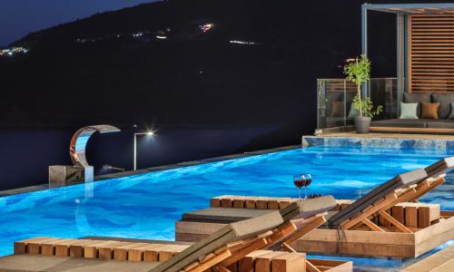 Villa Royal Life — 19