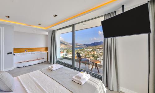 Villa Royal Life — 74