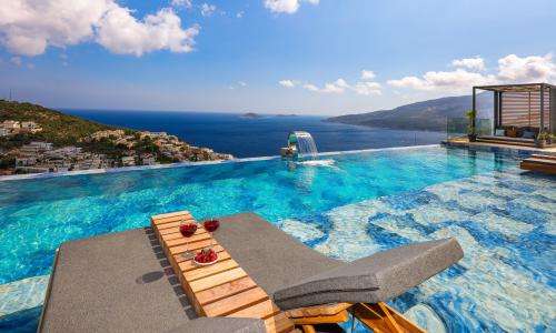Villa Royal Life — 33