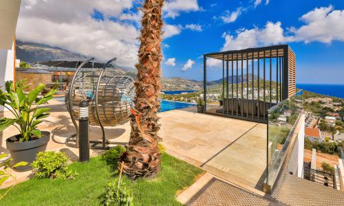 Villa Royal Life — 48