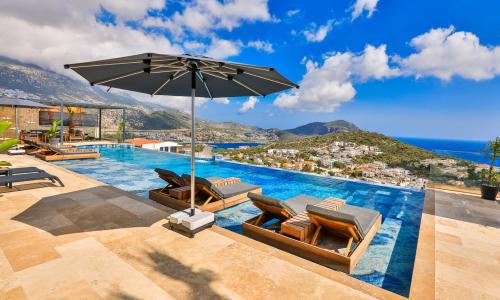 Villa Royal Life — 49