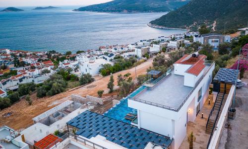 Villa Royal Life — 124