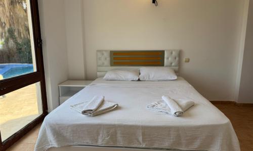 Villa Ruby — 18
