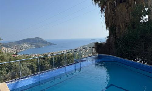 Villa Ruby — 2