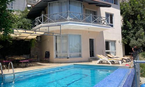 Villa Ruby — 10