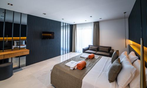 Villa Safran County — 77