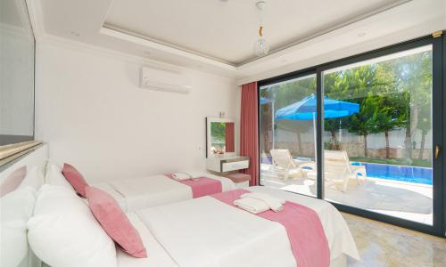 Villa Saha — 37
