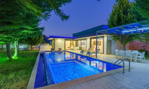 Villa Saha — 9