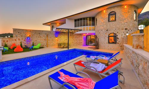 Villa Sandak 1 — 1