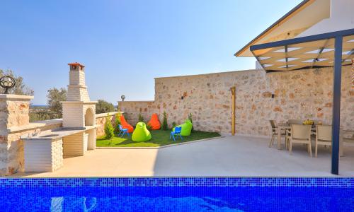 Villa Sandak 1 — 38