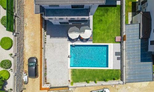 Villa Santorini — 66