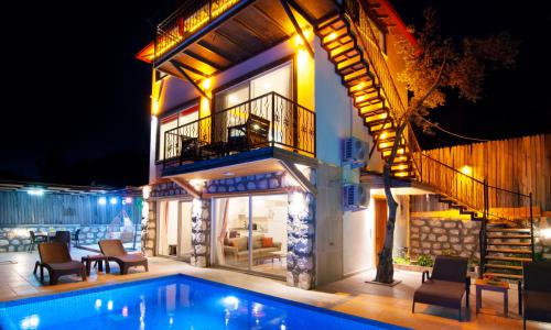 Villa Saten — 24