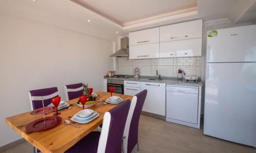 Villa Saten — 38