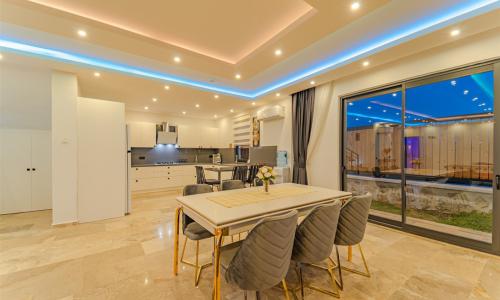 Villa Sea Pro — 24