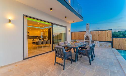 Villa Sea Pro — 17